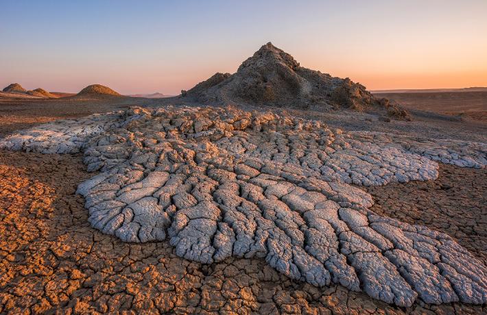 Azerbaycan'da farklı turizm rotası: Çamur Volkanları