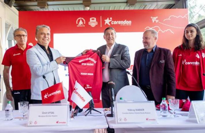 Corendon Airlines, kadın voleybol takımının ana sponsoru oldu