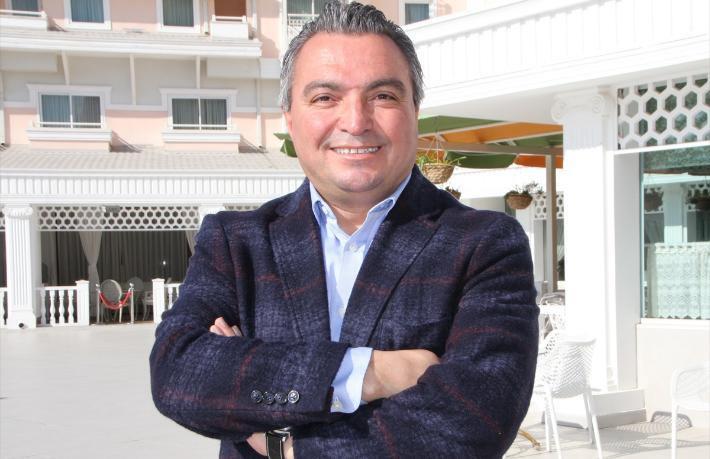 Sektör çalışanı köyüne döndü