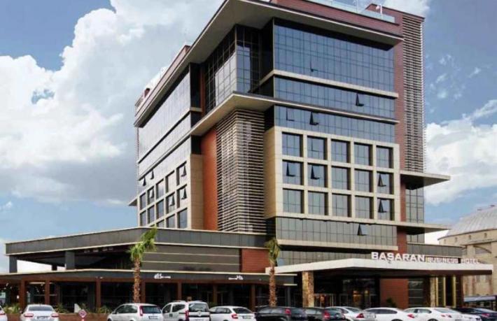 Bir otel daha icradan satılıyor