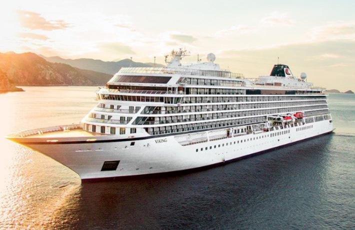Galataport İstanbul yılın son yolcu gemisini ağırlıyor