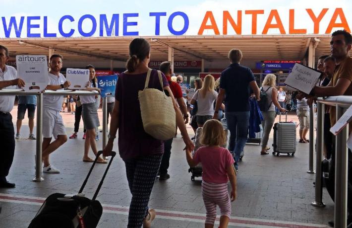 Antalya'ya 11 ayda gelen turist sayısı açıklandı