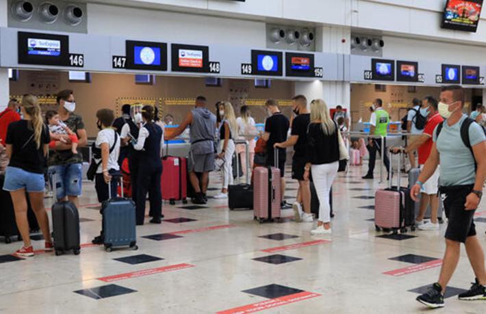 Türkiye’nin 10 aylık ziyaretçi sayısı ve turizm geliri açıklandı