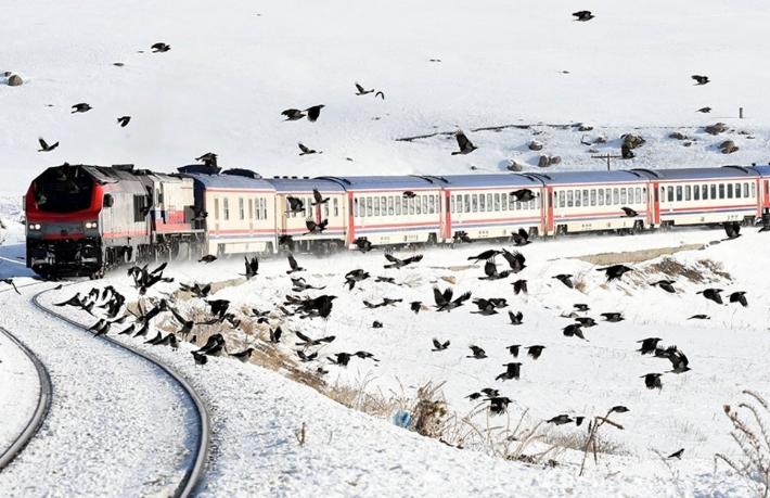 Turistik Doğu Ekspresi biletleri el yakıyor