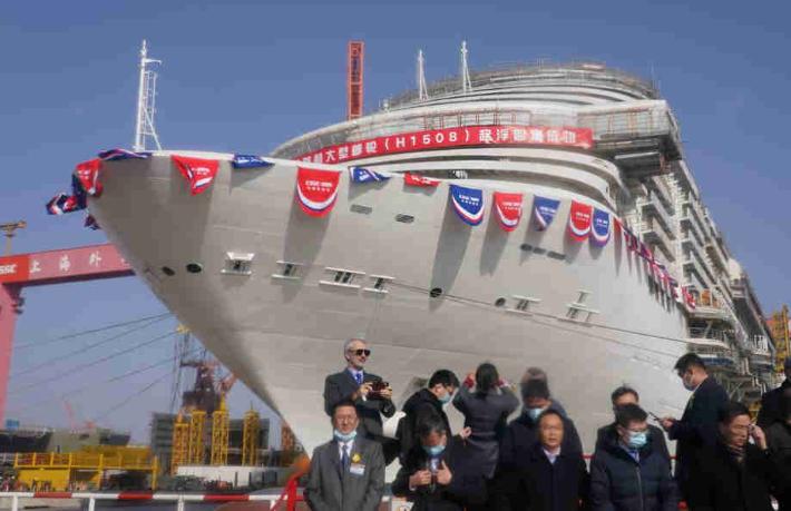 Çin’in ilk yerli turizm transatlantiği denize indirildi