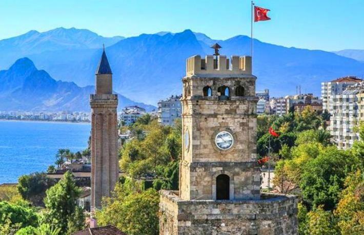 Pandemide en çok küçülenler, ekonomisi turizme dayanan şehirler