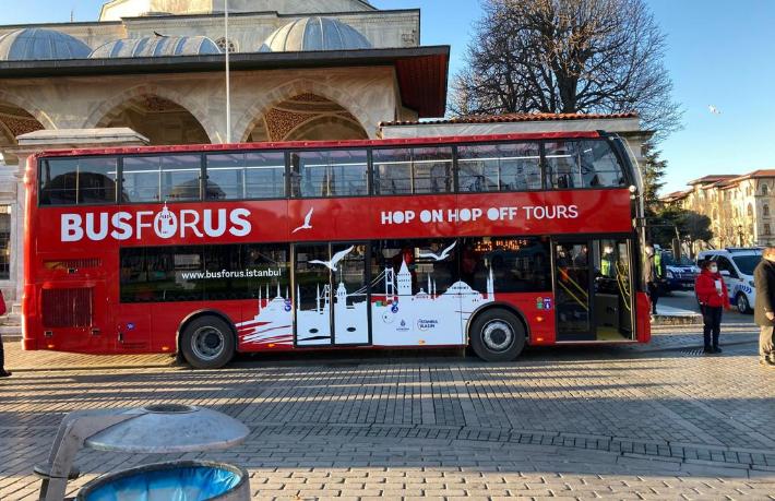 Big Bus'ı artık İBB işletecek... 72 yolcu kapasiteli yeni otobüsler çalışmaya başladı