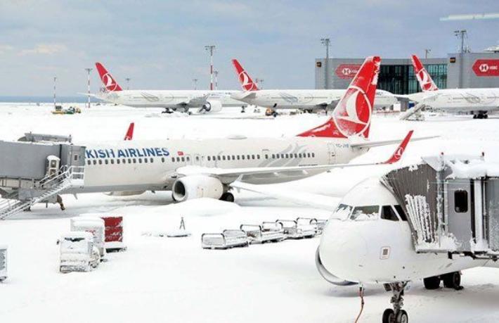ATOR açıkladı...  1500 Rus turist İstanbul Havalimanı'nda bekliyor