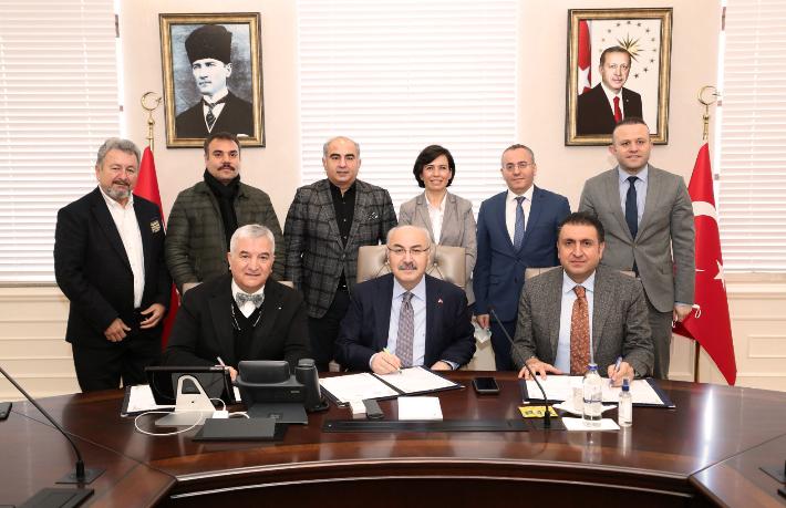 İzmir Valiliği ve ETİK’ten mesleki eğitim protokolü