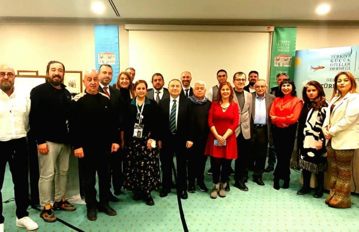 Küçük Oteller Derneği Başkanı Ustaoğlu güven tazeledi