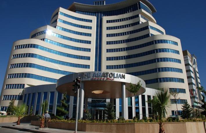 27 Milyon Euro'ya mal olmuştu... Atıl durumdaki 11 katlı otel yıkılacak