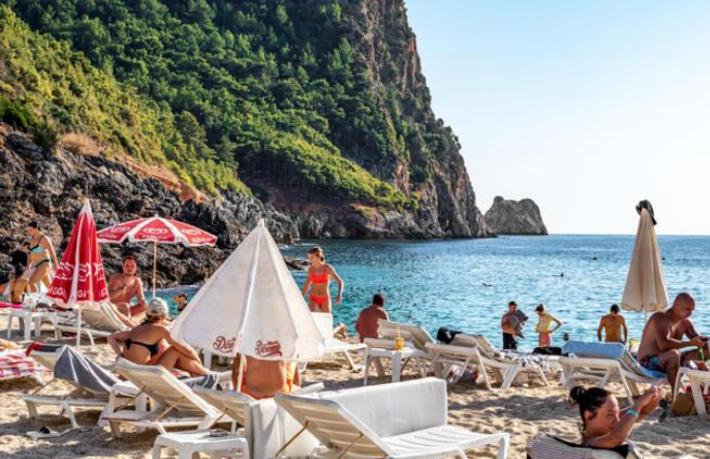 Türkiye krize doğrudan müdahil olmazsa, turist kaybı çok sınırlı kalır