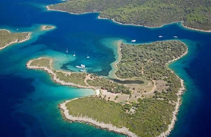 Güneş kremleri Akdeniz’i kirletiyor