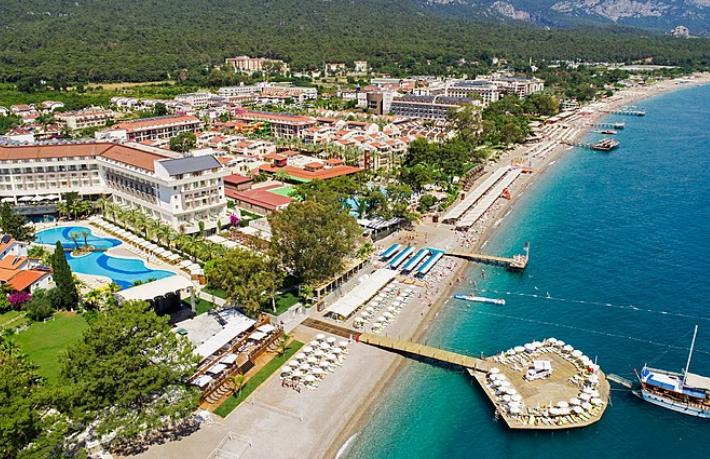 Antalya'da otellerin açılışına Rus turist rötarı