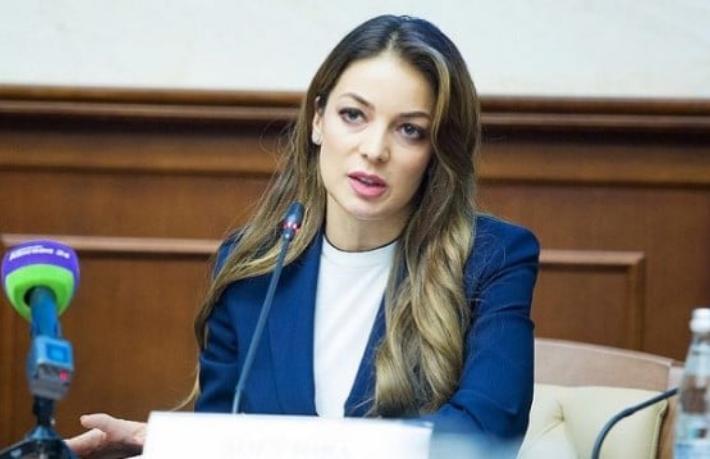 Rosturizm açıkladı... Türk havayolu şirketlerinin haftalık sefer sayısı artırıldı