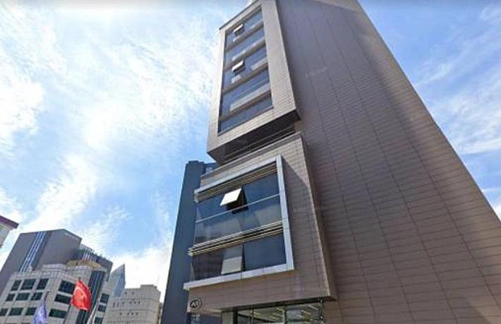 İstanbul'da 9 katlı otel icradan satışa çıkarıldı