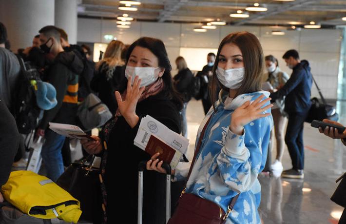 Rus turistlere Türkiye’den PCR müjdesi
