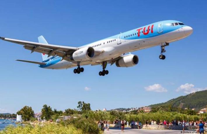 TUI ve EasyJet onlarca uçuşunu iptal etti... Hazırlıksız yakalandılar