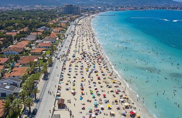 Avrupalılar yazın,  İsviçreliler, İtalyanlar, Ruslar, eylül- ekimde... Uzak Doğulu turist her mevsim geliyor