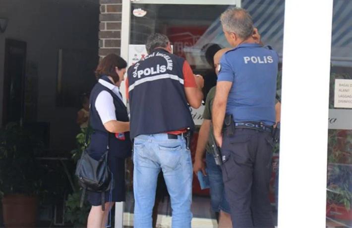 Hollanda uyruklu turist otel odasında ölü bulundu