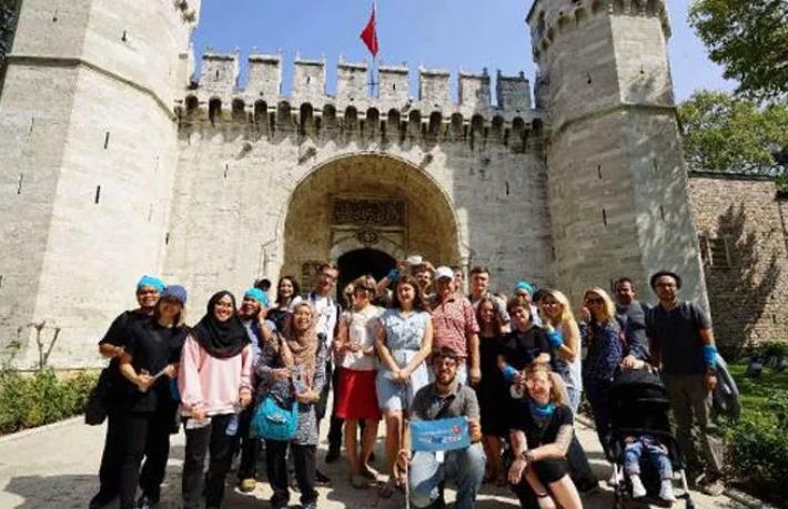 Ruslar büyük ilgi gösteriyor... THY’den transit yolculara ücretsiz İstanbul turu