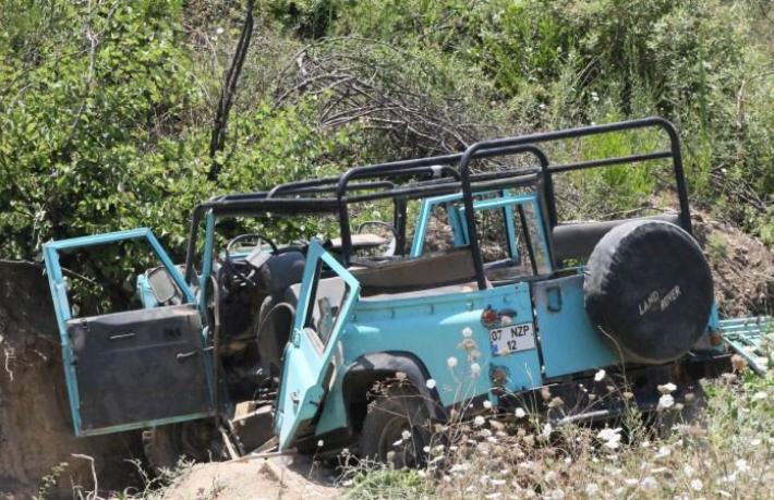 Antalya'da safari cipi uçuruma uçtu... 2 ölü, 8 yaralı