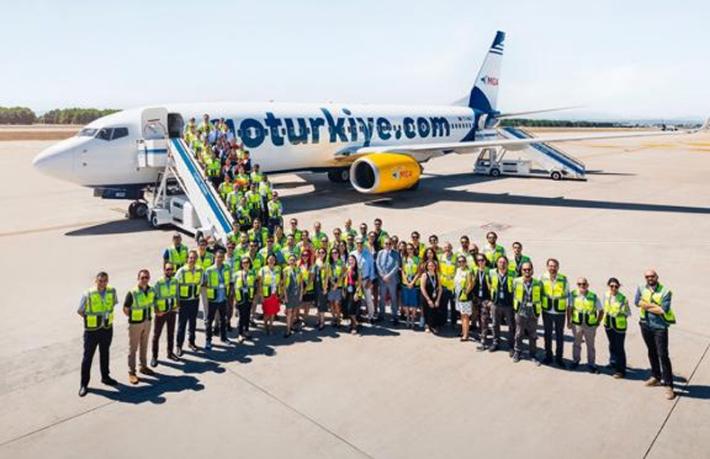 Anex'in yeni havayolu Mavi Gök, Avrupa uçuşlarına başladı