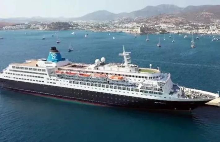 Anex, Rus turisti hem karadan hem denizden Türkiye'ye getiriyor
