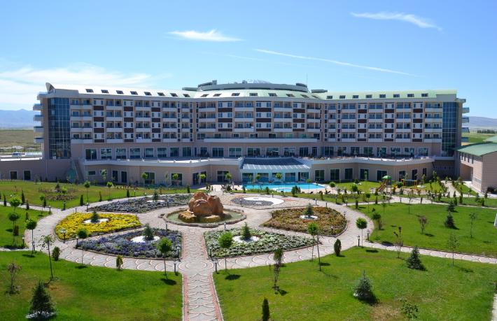 5 yıldızlı termal otel icradan satılıyor