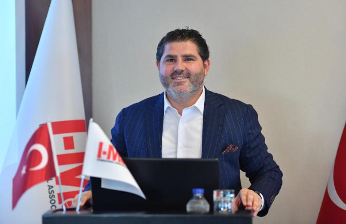 Önlem almak varken, bu yasakçı zihniyet neden?