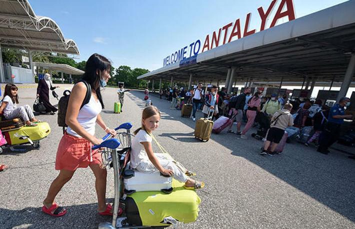 Turizmde sayılarla algı oyunları yaparak başarı öyküsü yaratmak istiyorlar!