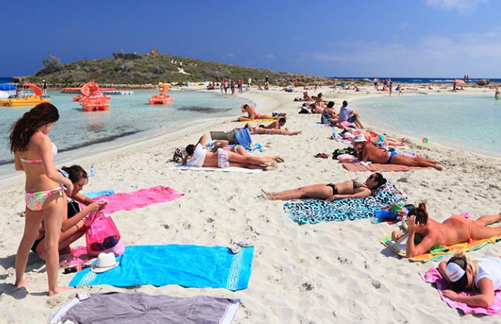 Güney Kıbrıs’ta 6 aylık turizm geliri: 835,7 milyon Euro