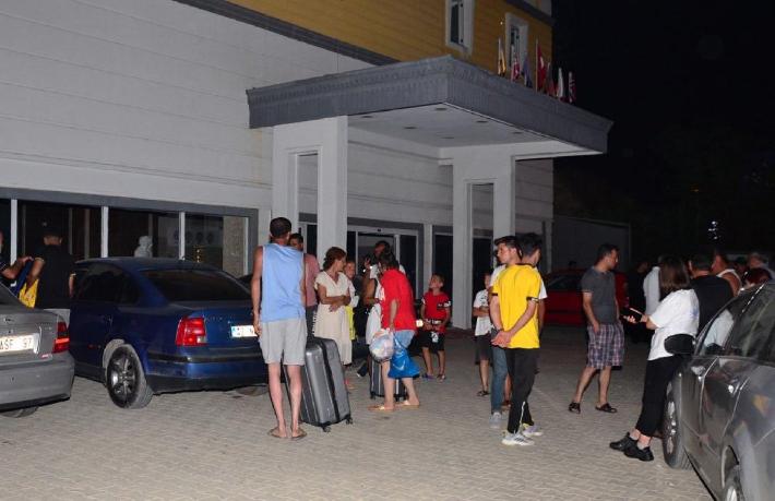 Borcu nedeniyle otelin elektriği kesildi, turistler ortada kaldı