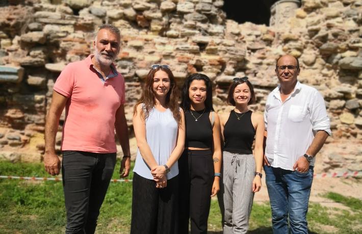 Restorasyonu süren Bukoleon Sarayın’a turizmcileri bilgilendirme gezisi
