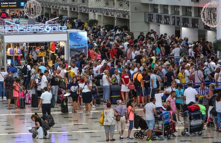 Türkiye’ye 8 ayda gelen turist sayısı açıklandı