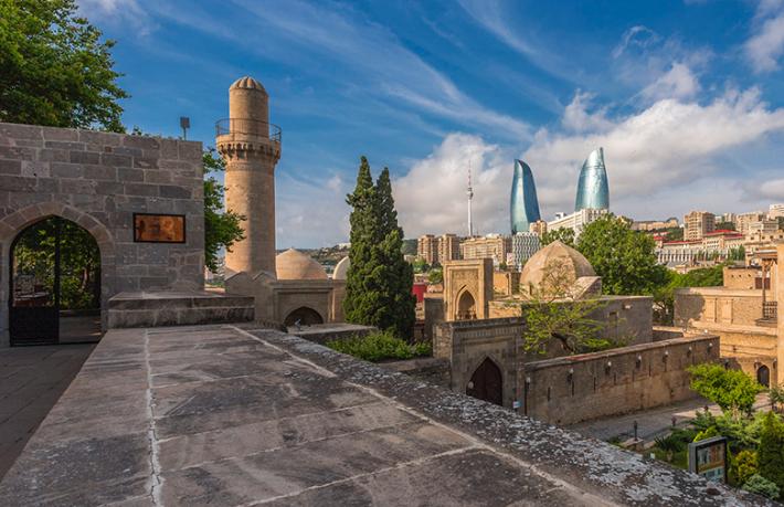Sadece çipli yeni kimlik kartı ile...  Azerbaycan'a pasaportsuz ve vizesiz seyahat