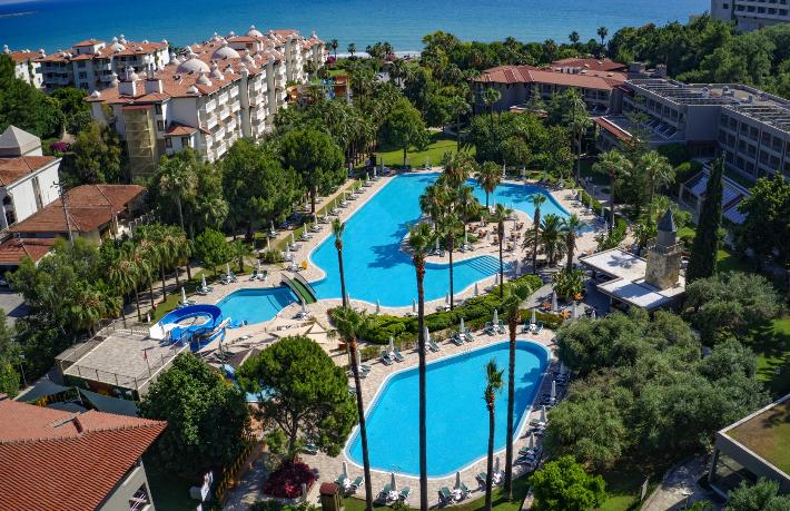 Barut Hotels’ten büyük jest: Çalışanlarına otellerinde tatil