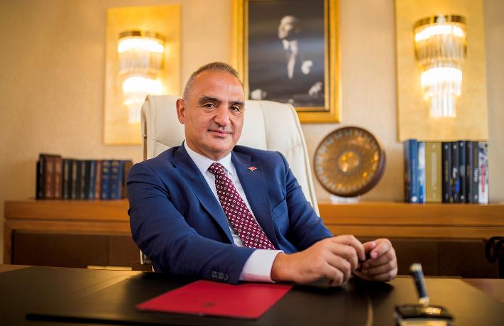 Bakan Ersoy: 50 milyon turist, 44 milyar dolar gelir olarak tekrar revize ettik
