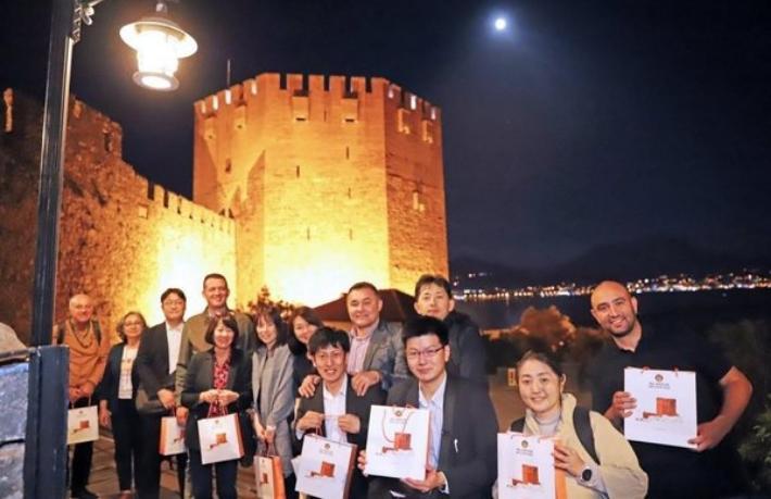 JATA’dan Alanya çıkarması...  8 üst düzey tur operatörü yöneticisinden ziyaret