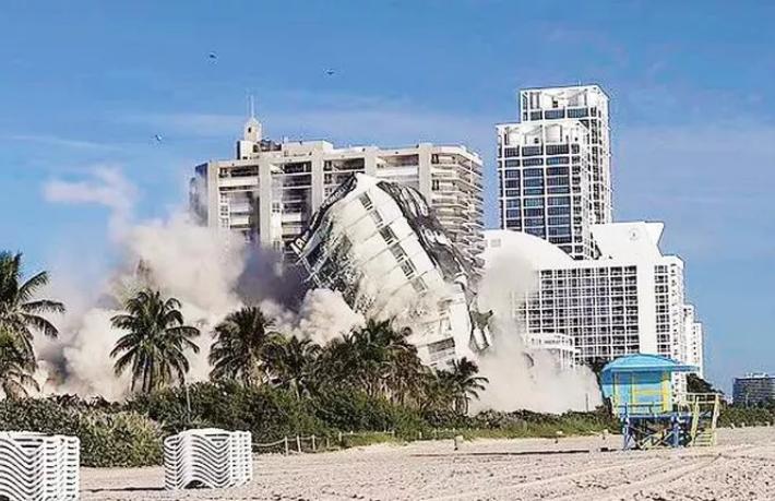 Miami'nin 538 odalı efsane oteli yıkıldı