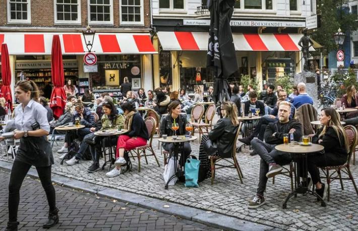 Amsterdam'da olumsuz turistik faaliyetlere karşı sıkı tedbirler