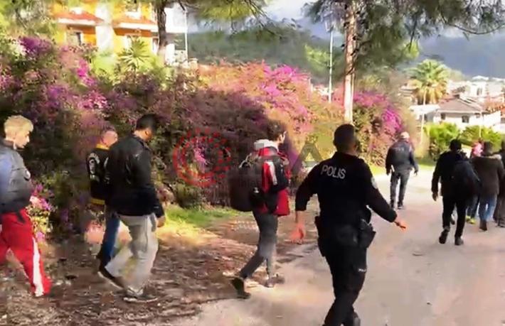 Otelin güvenlik görevlisi göçmenleri kaçak konaklatmış