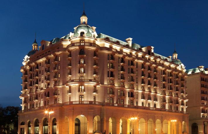 Bakü'deki otel fiyatları Paris'i geçti... Oda sayısı kısıtlanarak, kapıdan oda satılmaya başlandı