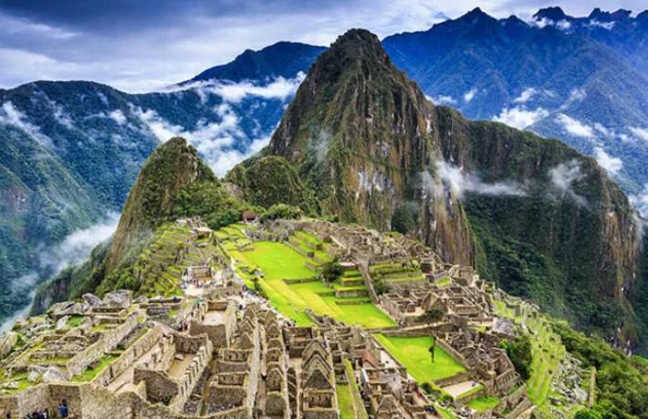 Peru'da mahsur kalan turistler tahliye edildi