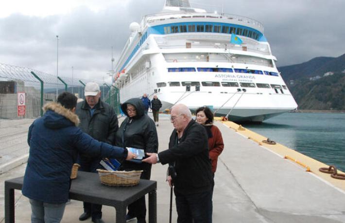 Amasra'ya kruvaziyerle 5 bin 183 turist