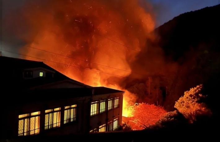 Otelde çıkan yangın 10 saatte söndürüldü