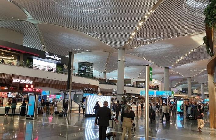 İstanbul Havalimanı Avrupa'nın zirvesinde