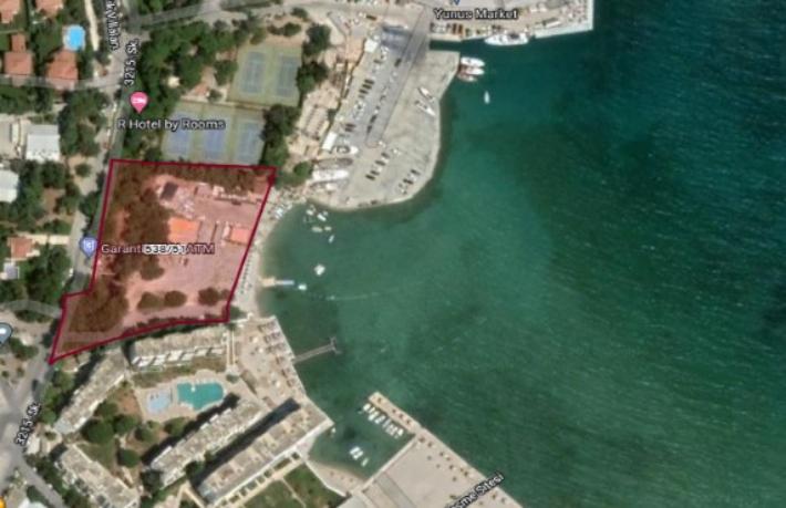 Çeşme'de açık arttırma ile satılık turizm imarlı arsa