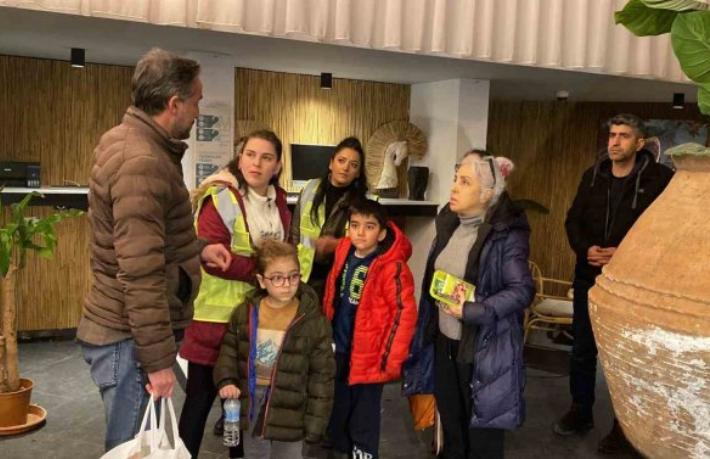 Bodrum’a getirilen 112 depremzede otellere yerleştirildi