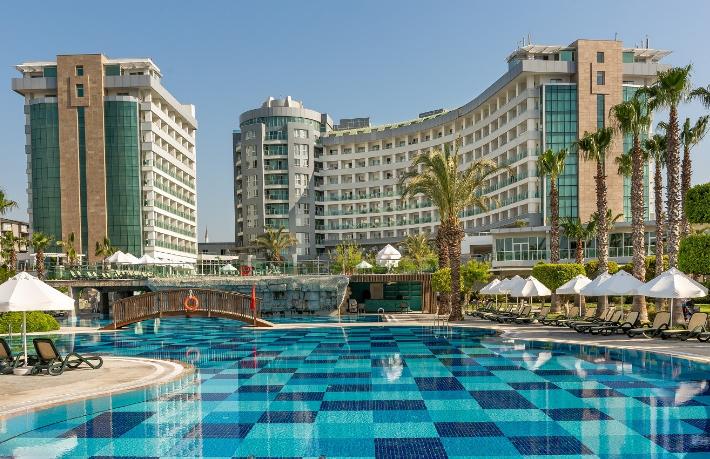 Sherwood Hotels kapılarını depremzedelere açtı